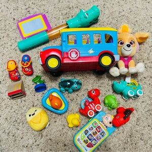 MEGA Toddler Toy Lot! Muppet Babies Bus, CoComelon Bus & Phone + Skye